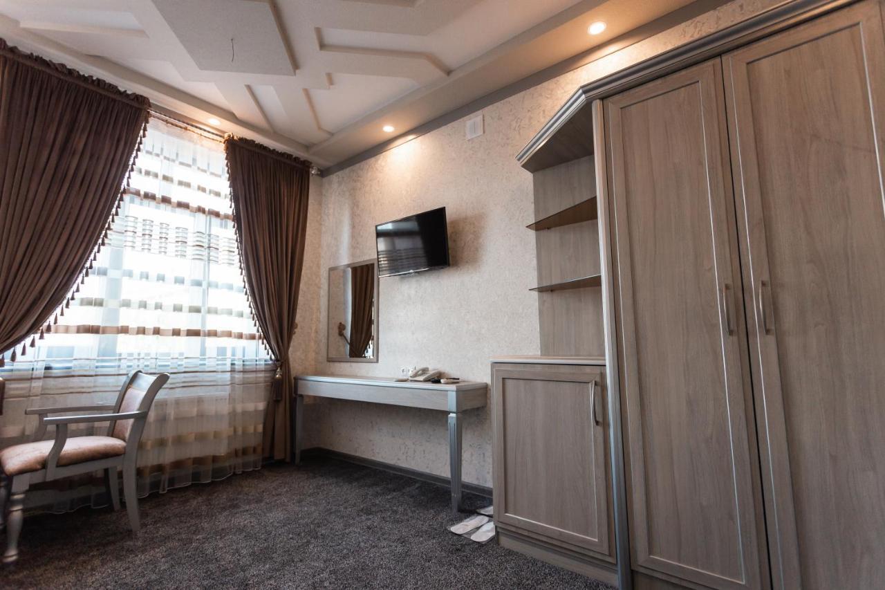 Diyor Hotel Marghilon Eksteriør billede