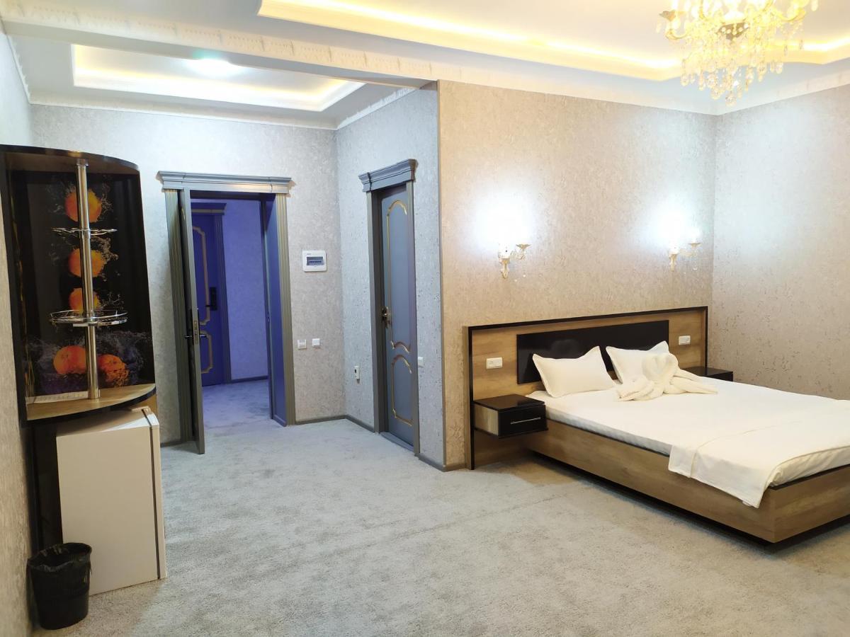Diyor Hotel Marghilon Eksteriør billede